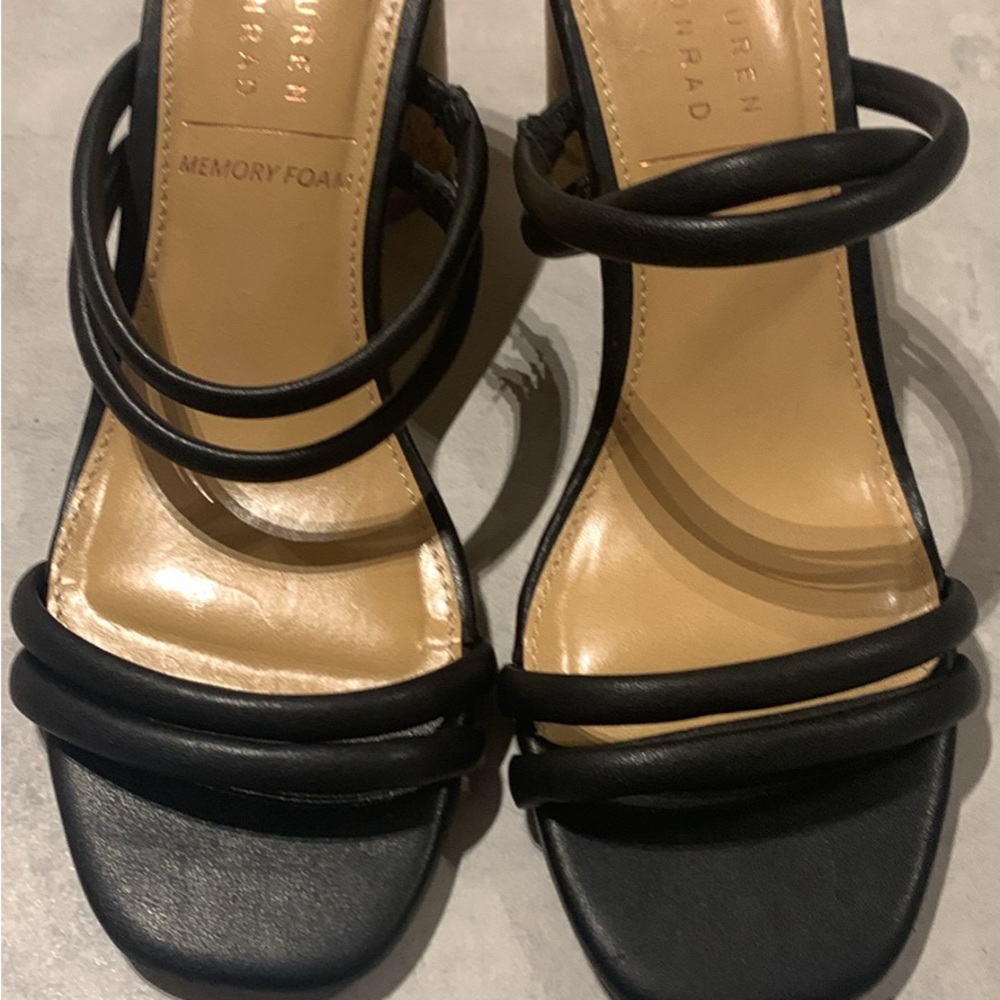 LC Lauren Conrad Elegant Black Heels
